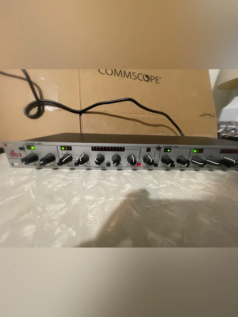Dual-Channel Audio Processor Rack Unit - dbx 166xs - Picture 3 of 5